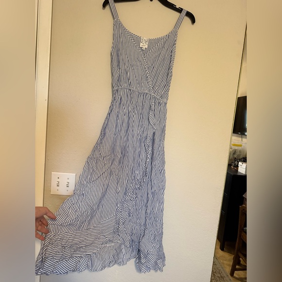 NAIF Dresses & Skirts - Womens Striped Maxi Dress Sundress Spaghetti Straps Navy Blue Rayon Size Medium